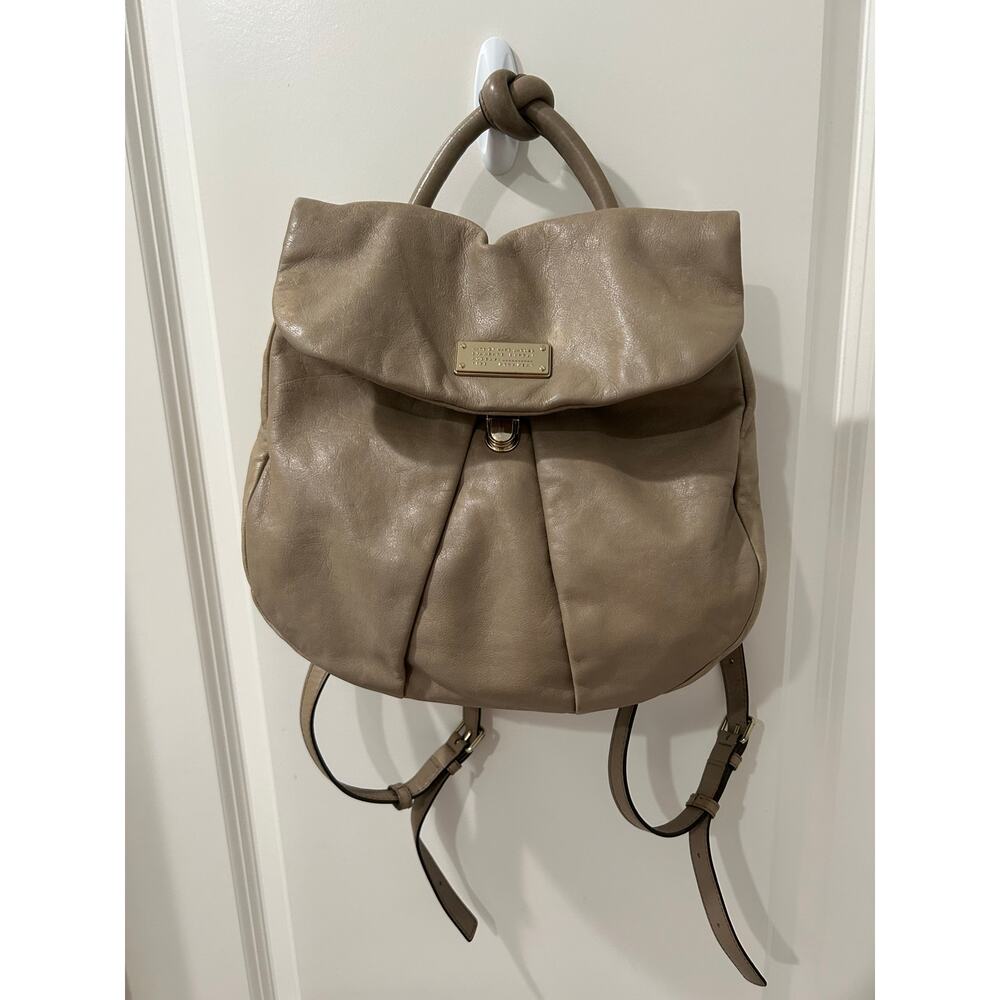 Marc by Marc Jacobs Marchive Knot Tan Leather Backpack (Retail $495) - Picture 3 of 15